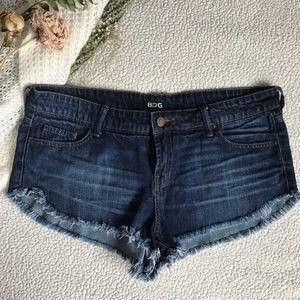 BDG Shorts - BDG Dark Wash Distressed Low Rise Dolphin Shorts BDG Shorts - BDG Dark Wash Distressed Low Rise Dolphin Shorts
